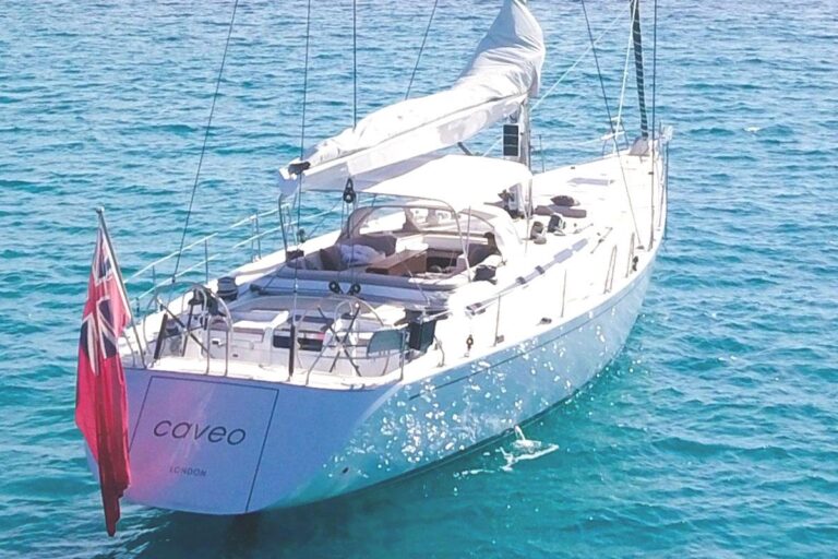 Superyacht CAVEO