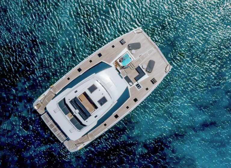 Superyacht CORE