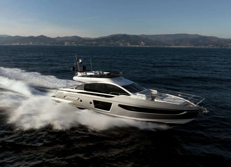 Superyacht DIVINA