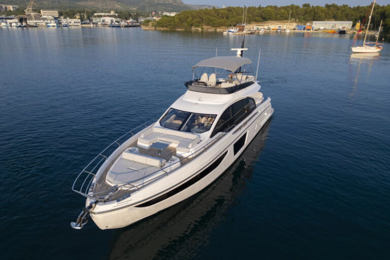Superyacht FELICITA