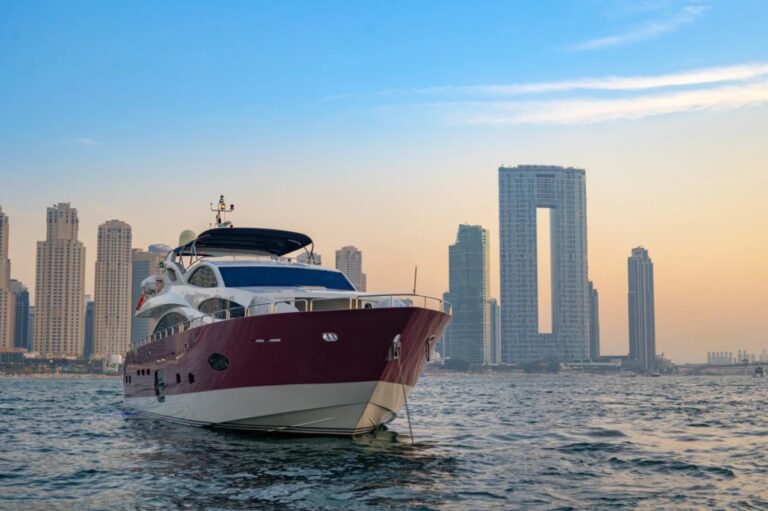 Superyacht KONA