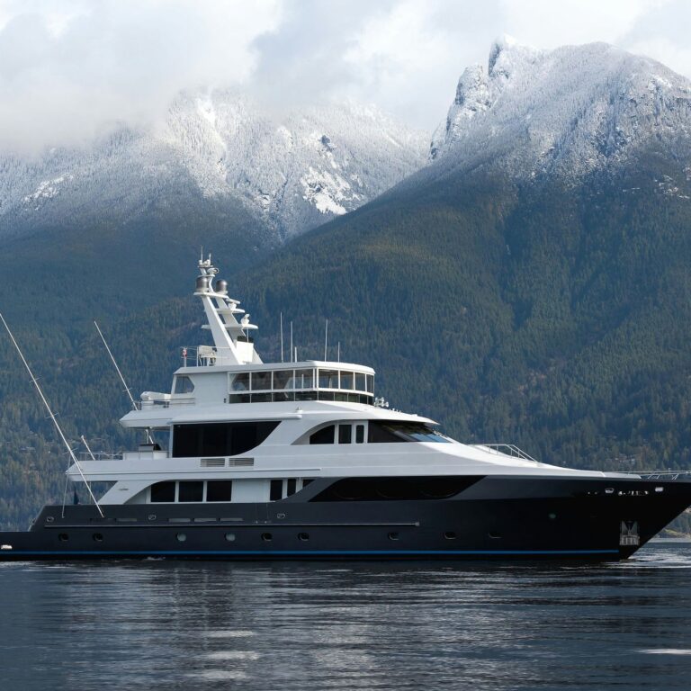 Superyacht LAST CALL