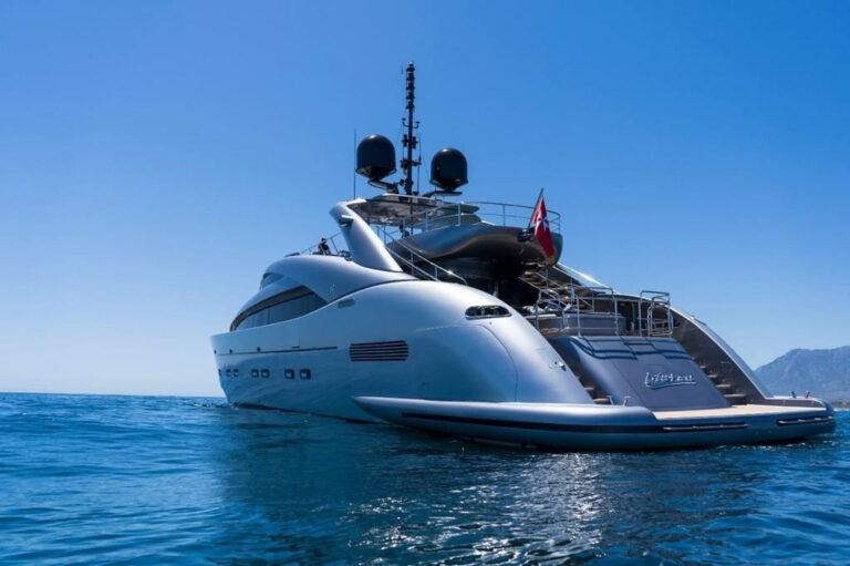 Superyacht MATSU