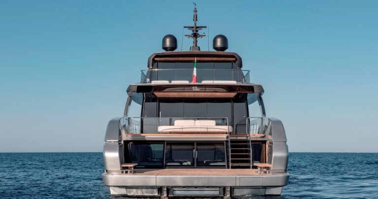 Superyacht NEW YORK