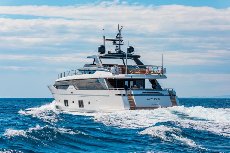 Superyacht NOOR II