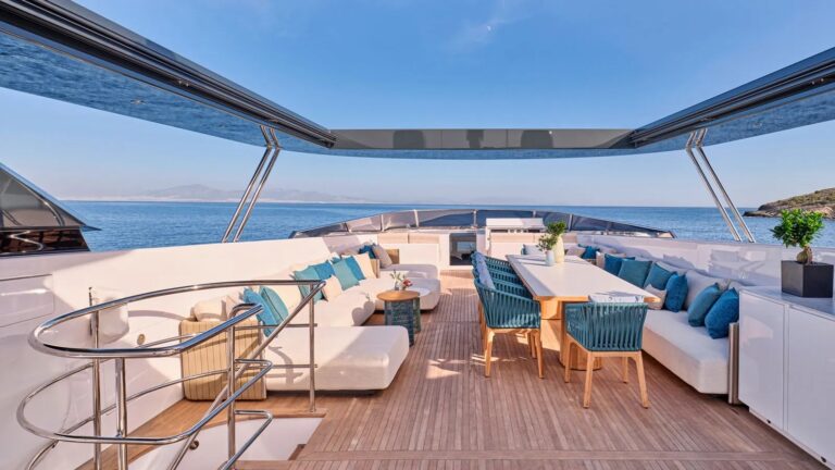 Superyacht O'RIANA