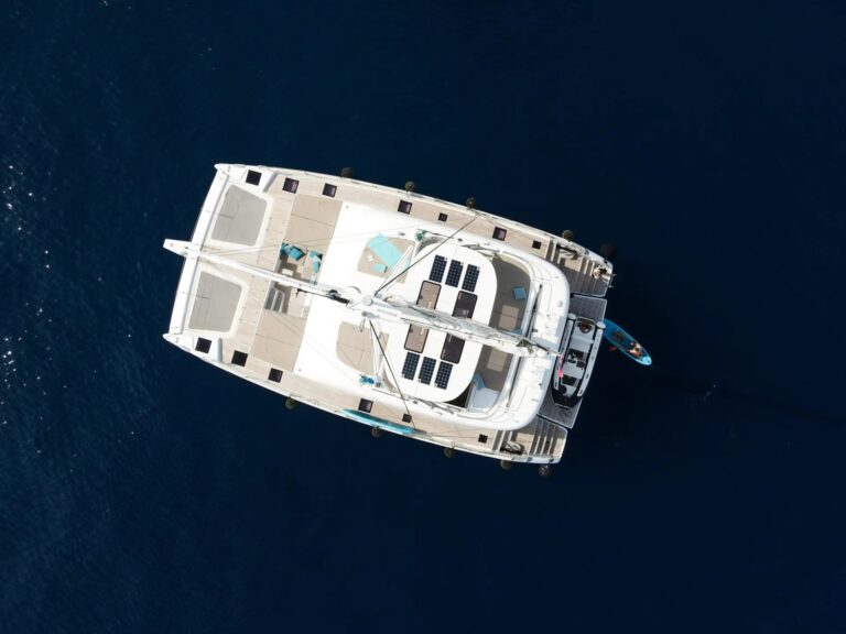 Superyacht SINATA