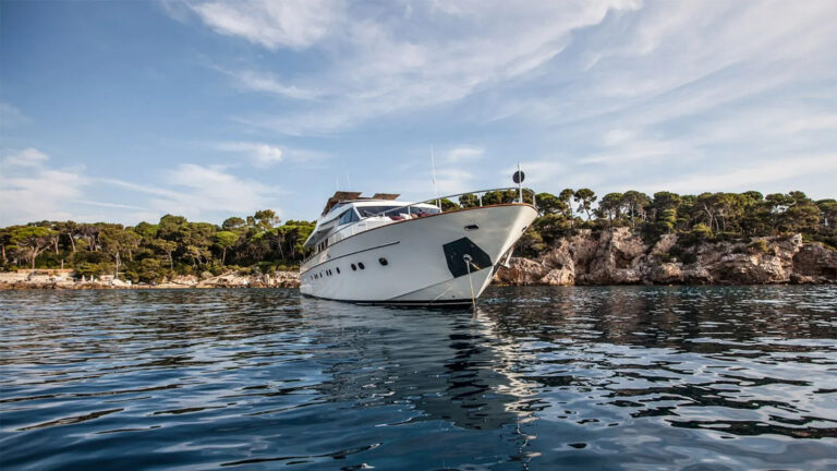 Superyacht SOLAL