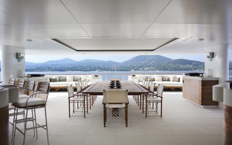 Deck Dining