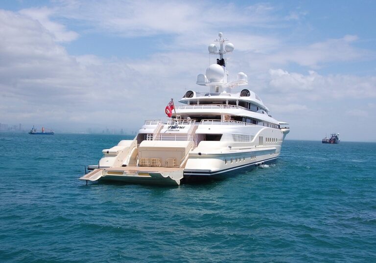 The 115m Yacht PELORUS
