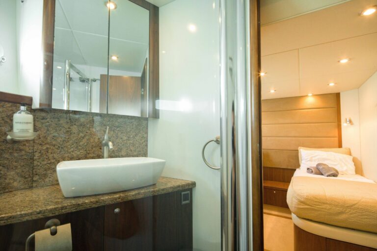 Guest ensuite