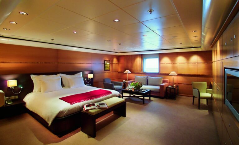 VIP Cabin Aboard Yacht TURAMA