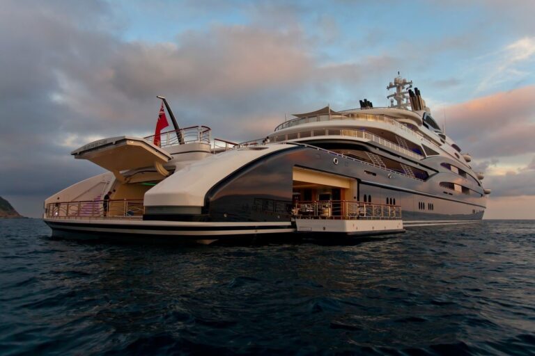 The 133m Yacht SERENE