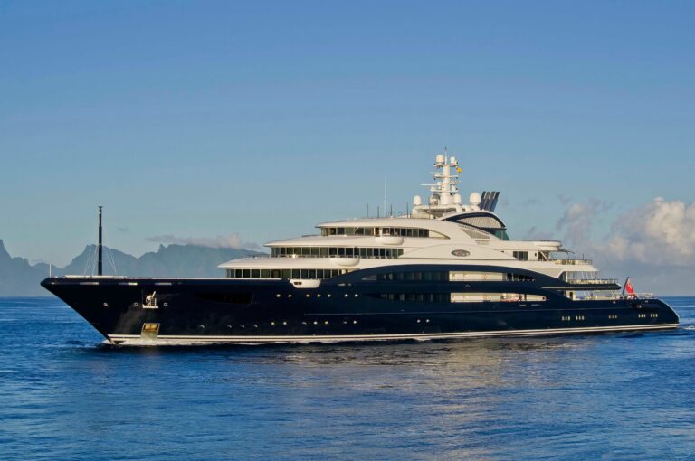 The 133m Yacht SERENE