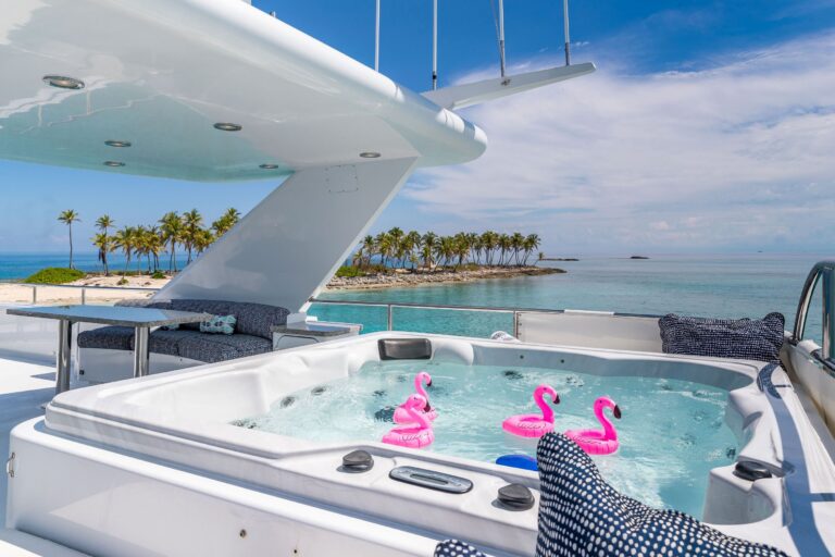 Jacuzzi on sundeck