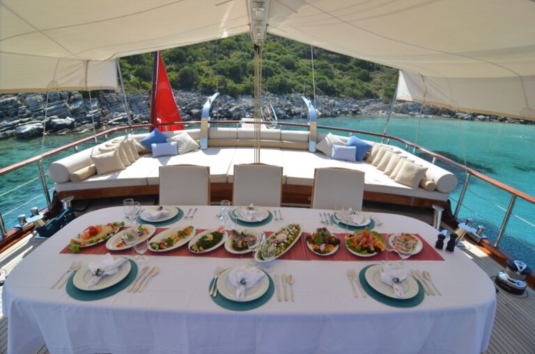 Shaded alfresco dining