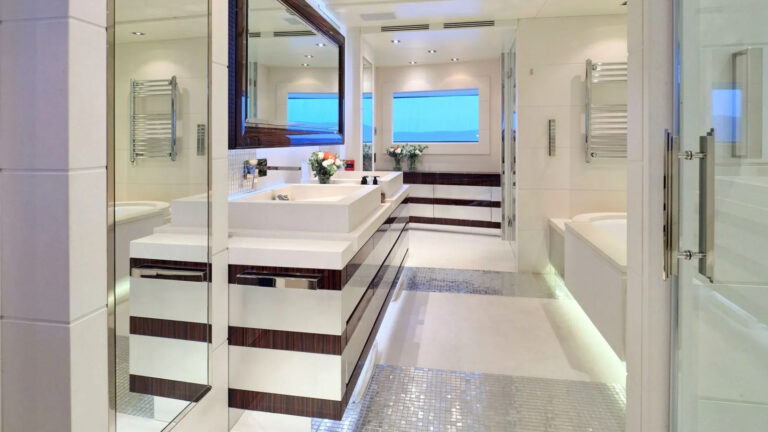 Master ensuite