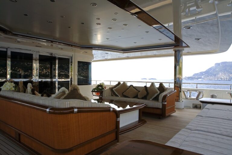 17 Luxury super yacht ROMANCE main deck