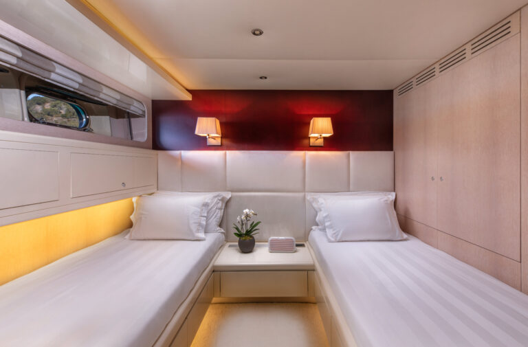 Twin cabin