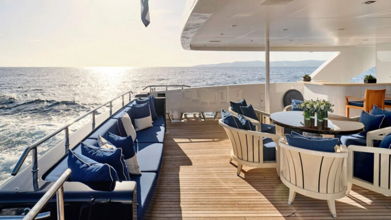 Aft deck