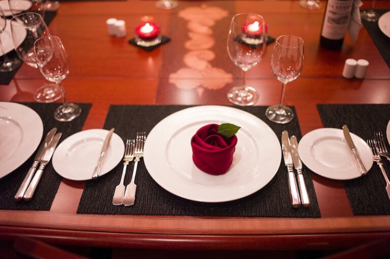 18 Dining in style aboard luxury superyacht Kamaxitha - Photo by Cory Silken