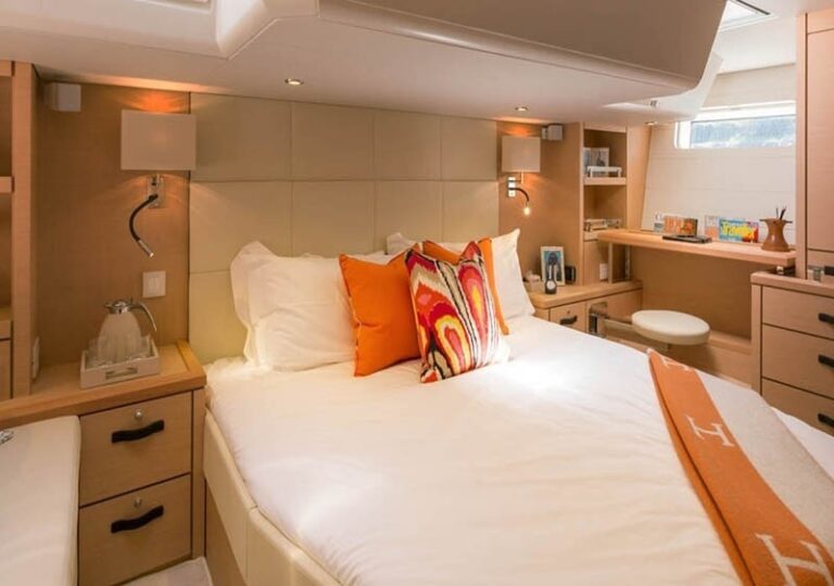 The 19m Yacht AMANDINE