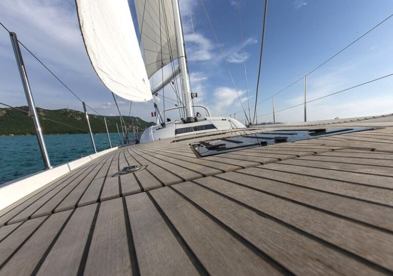 The 19m Yacht AMANDINE