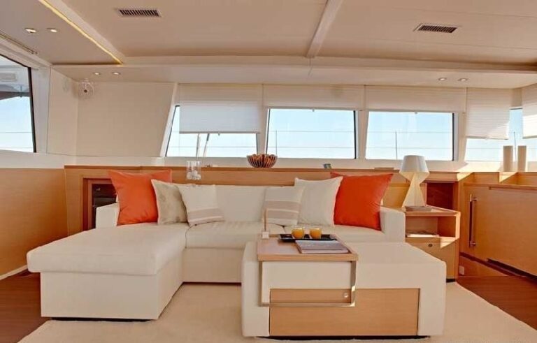 The 19m Yacht ENIGMA
