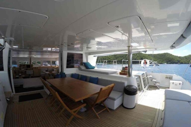 The 19m Yacht FOXY LADY