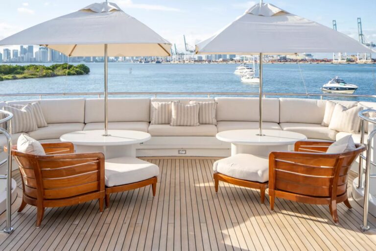 Sun deck view aft