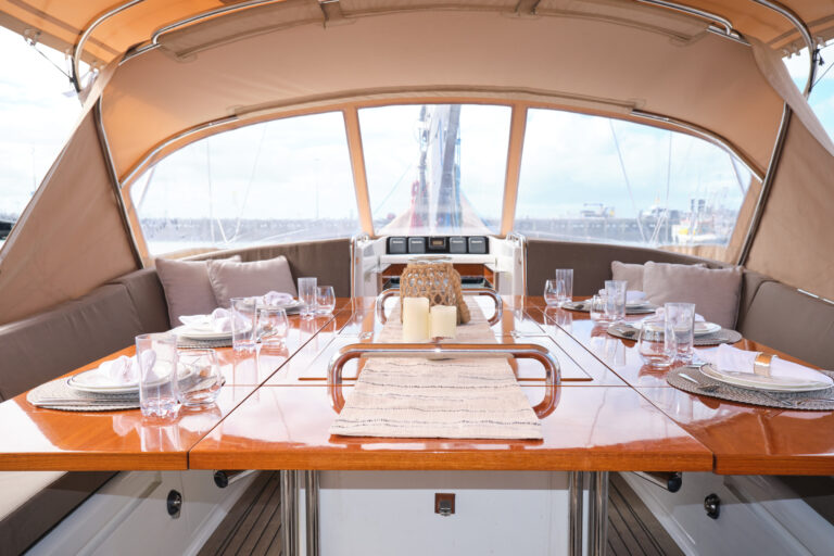 Deck dining