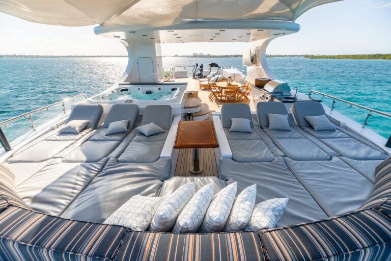 Fabulous sun deck