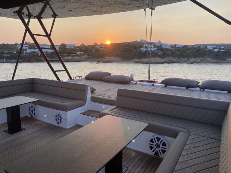 Flybridge alternative view