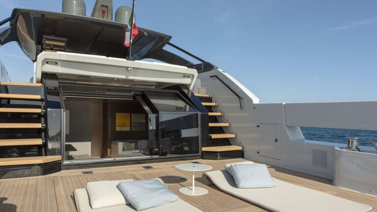 Three deck open yacht