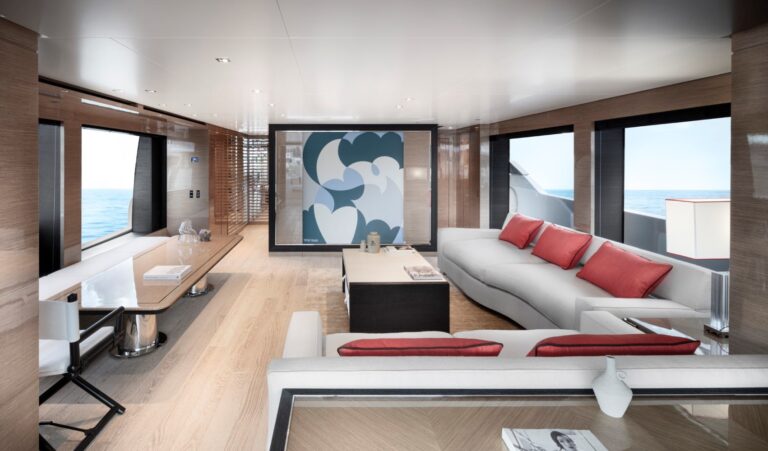 Dining and lounge space