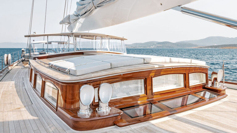 Impressive deck