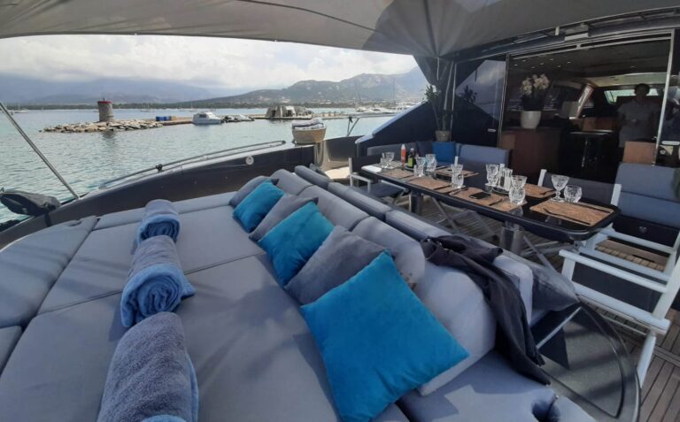 Main deck aft sun loungers