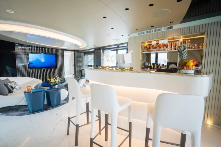 Main salon bar