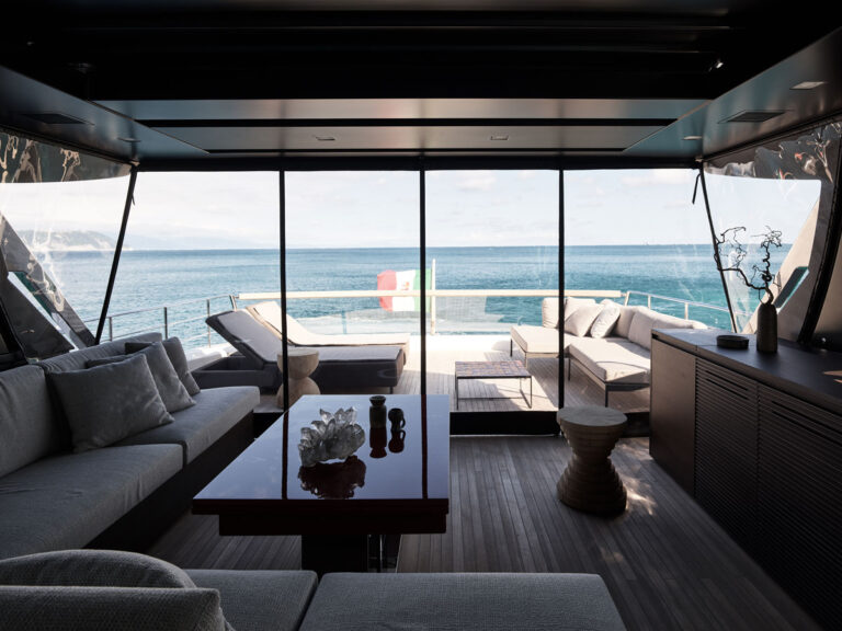 Sky lounge out to the sun deck