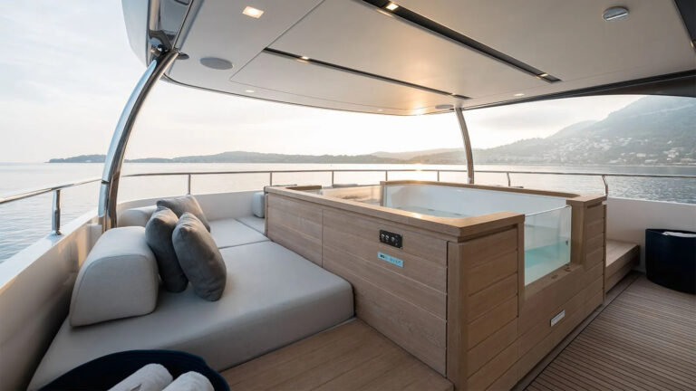 Sun deck jacuzzi