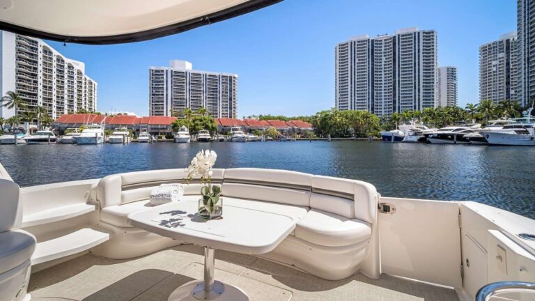 Aft deck dining view aft