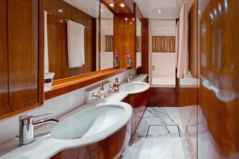 Master ensuite