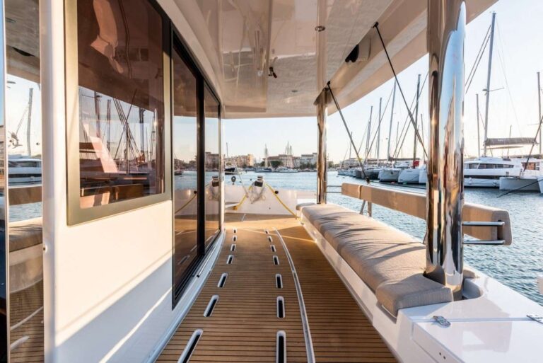 Spacious deck