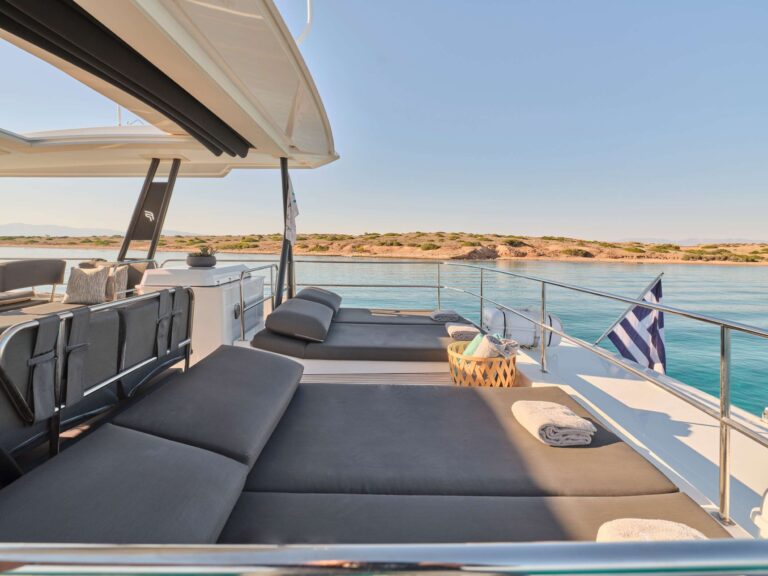 Sun deck aft facing sun pads