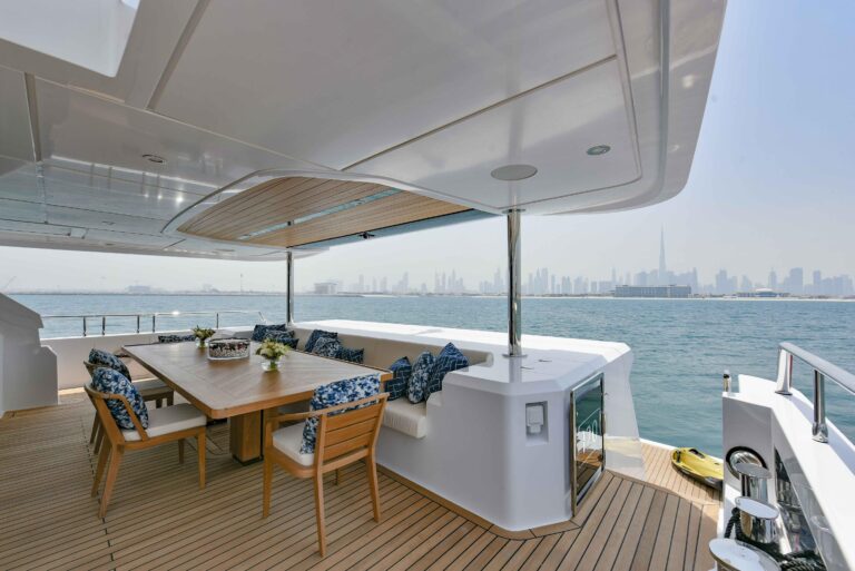 Access to beach club from aft deck