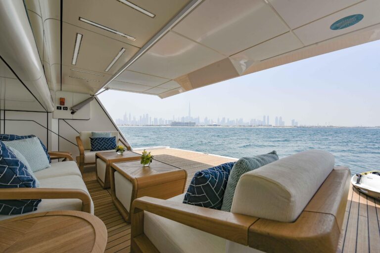 Beach Club luxury