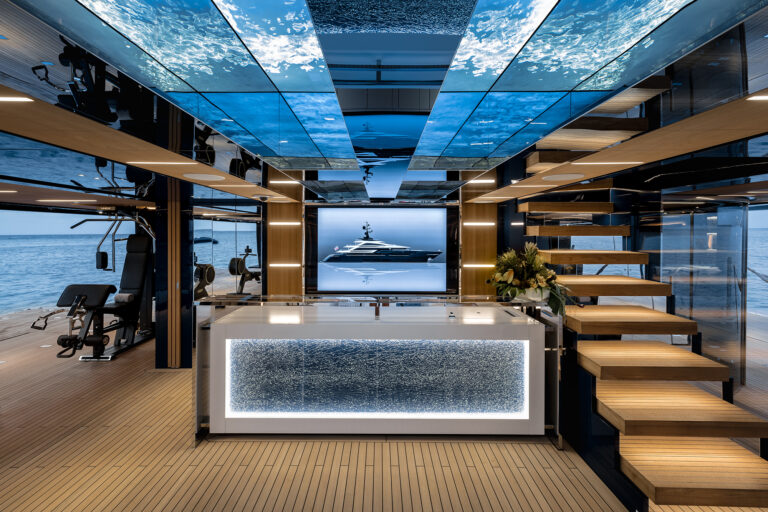 Beach club bar and gym