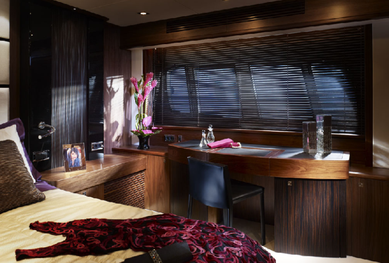 2009 Sunseeker 80 Motor Yacht - Stateroom Office Area