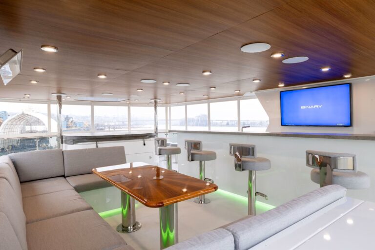 Bar And Lounge Area