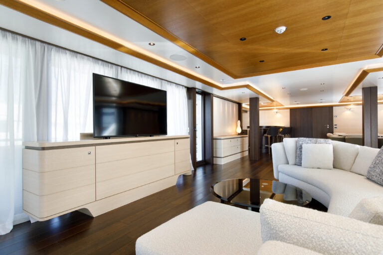 Contemporary Sky Lounge